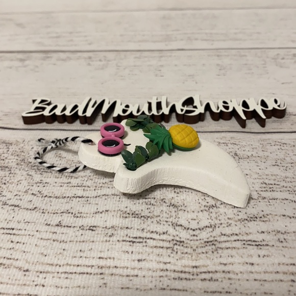 *Handmade Halloween Summerween Ghost Pineapple Ceramic Ornament Spookshow Babe - Picture 3 of 3